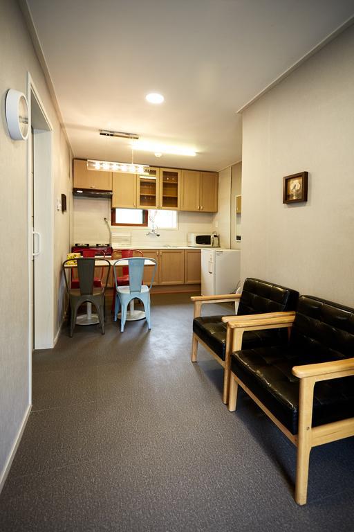 Haha Guesthouse Itaewon سيول المظهر الخارجي الصورة